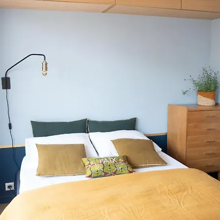 Апартаменты Hostnfly - Lovely Bright Place Close To Montmartre Париж